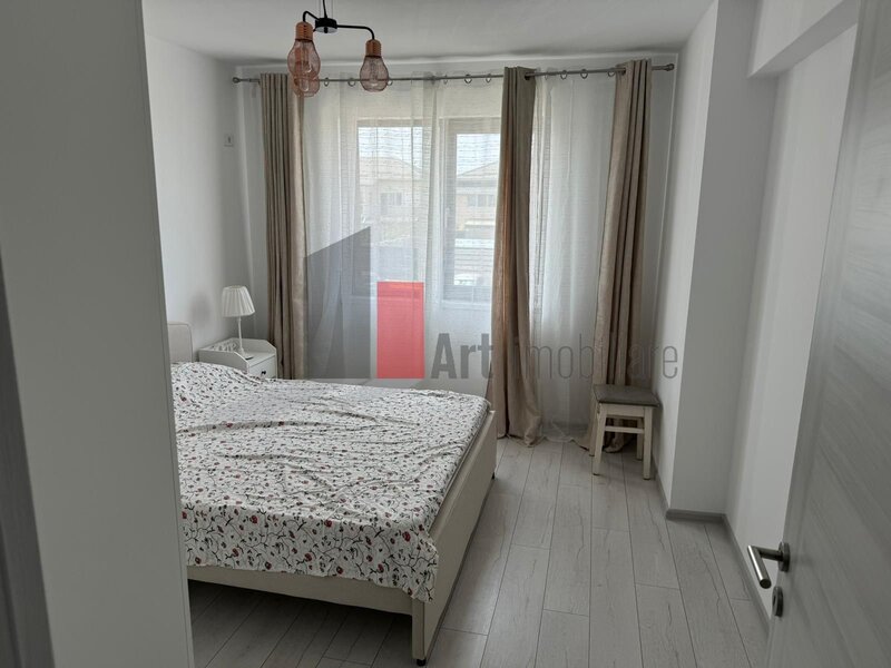 Aparatorii Patriei- Apartament cu 2 camere de inchiriat- cu centrala+ loc parcare
