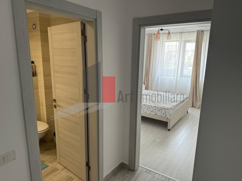 Aparatorii Patriei- Apartament cu 2 camere de inchiriat- cu centrala+ loc parcare